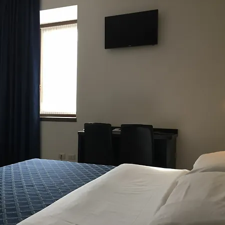 Hotel Esco