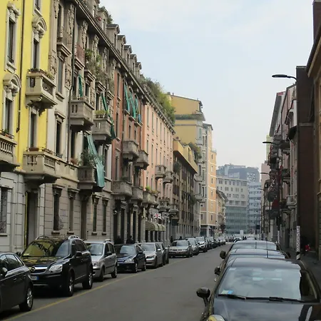 Isola * Milan