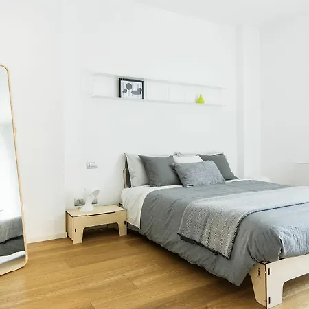 Joivy Stylish 1-bedroom Flat Milano