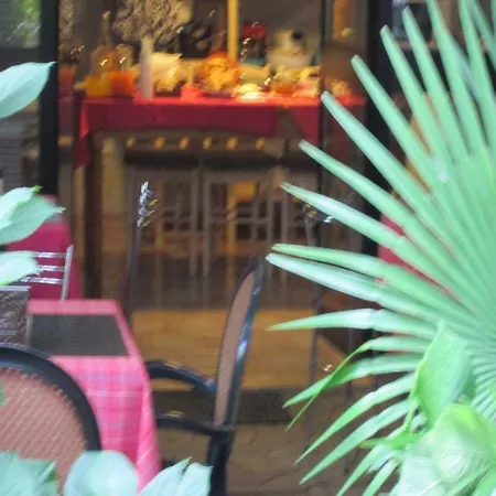卡格兰蒂酒店 酒店