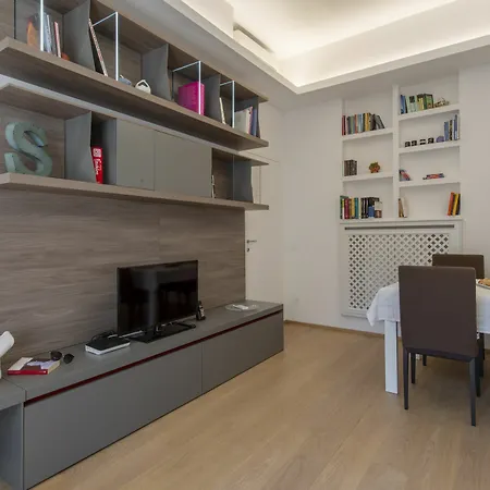 Wagner - Corso Vercelli Appartamento Milano