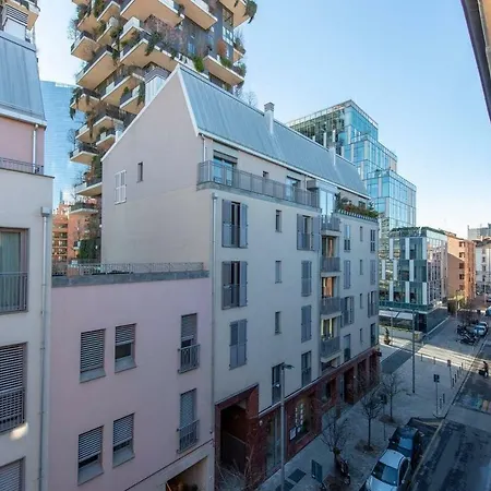 شقة Joivy 1br In Isola With Stunning View To Bosco Verticale *
