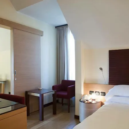Nh Milano 2 Hotel 4*