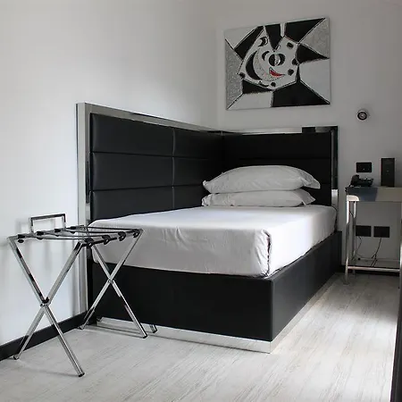 Hotel Lhp Napoleon 4*