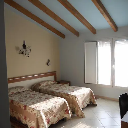 Cheta Guest house 2*