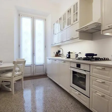 Apartment Porta Romana Bella Superior