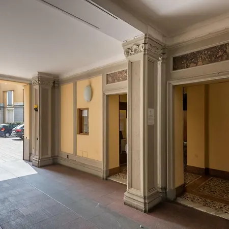 Moscova Luxury 2* Milán