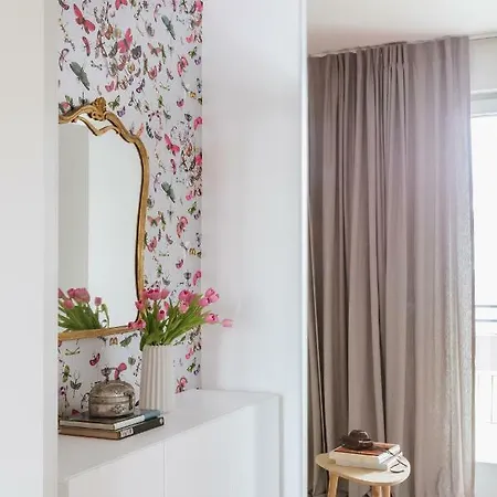 Vivere Isola * Milán