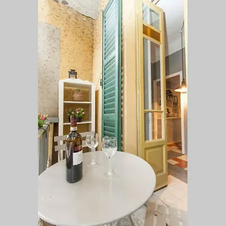 Bohemki: Via Maroncelli Couette-café *