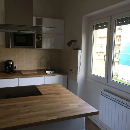 Tagiura Apartment
