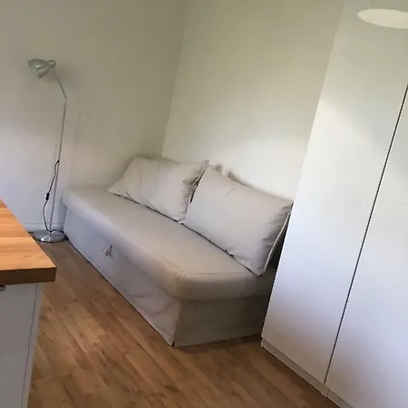 Tagiura Apartment *