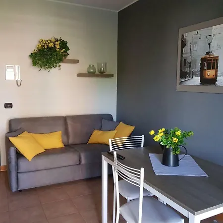 Apartment Sunflower House Ieo Ripamonti *