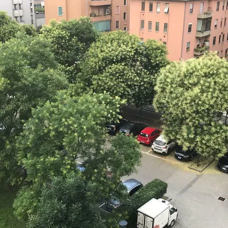 Sunflower House Ieo Ripamonti Lägenhet *