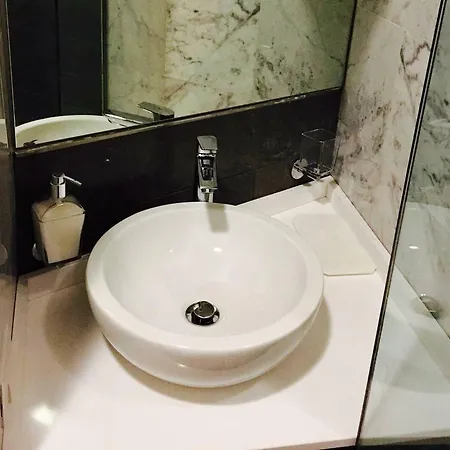 Room Apartamento Milão