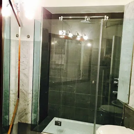 Room Apartamento Milão