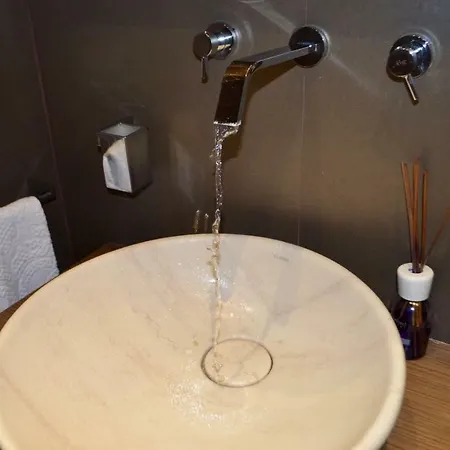 Carducci 2 - Charming & Cozy * Milaan