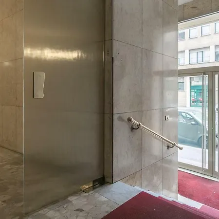 Next Stop - Station *