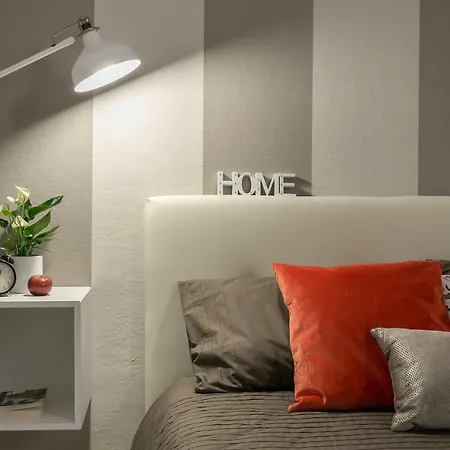 Next Stop - Station Apartamento *