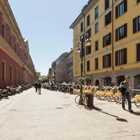 Cosy 2 Minutes From Duomo 아파트