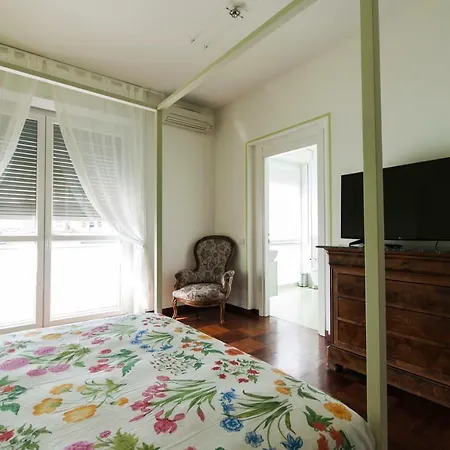 Luxurious 4bdr Penthouse Near Duomo Cathedral Apartamento