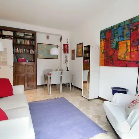 The Happiness House! Apartment *