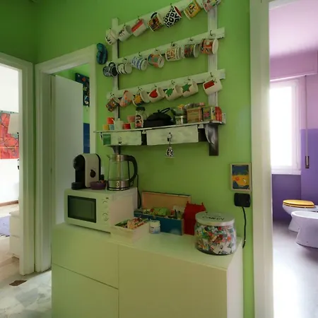 Apartment The Happiness House! Milan