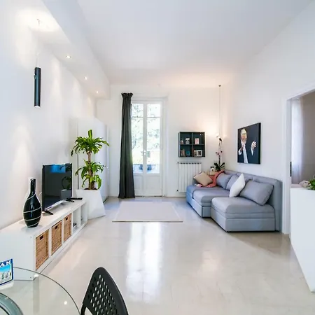 Lovely Cenisio Apartamento *