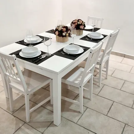 Pretty Space 100metri Da Stazione Apartment Milan