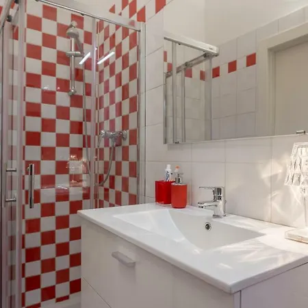 Enjoy Navigli - Apartment *