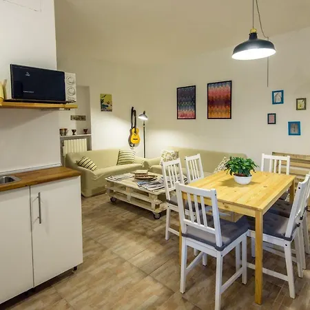 The Roof Loft * Milán