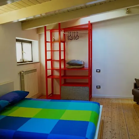 拉万代巷一室公寓