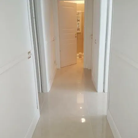 Milano Central Apartment