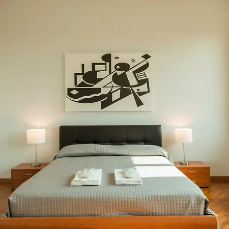 Bnbutler - Duomo - Galleria Unione Appartement *