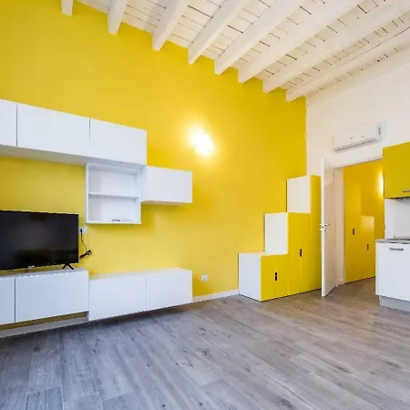 Central Station Apartment Milan