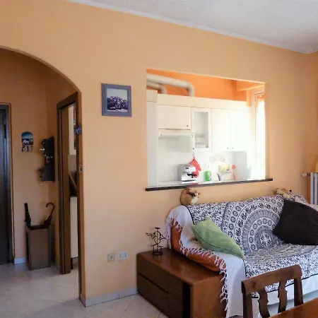 Graziosa Camera Da Letto Guest house Milan