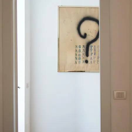 Youhosty - Pisani Small 13