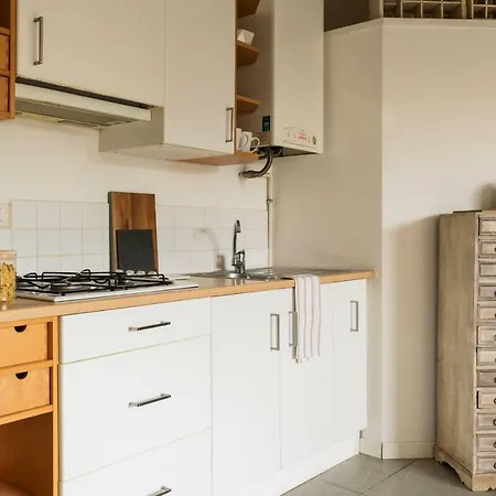 Joivy Top-floor Studio By Vittorio Formentano Park Apartman *