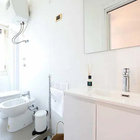 Lejlighed New! Charming & Pretty Flat In Center *