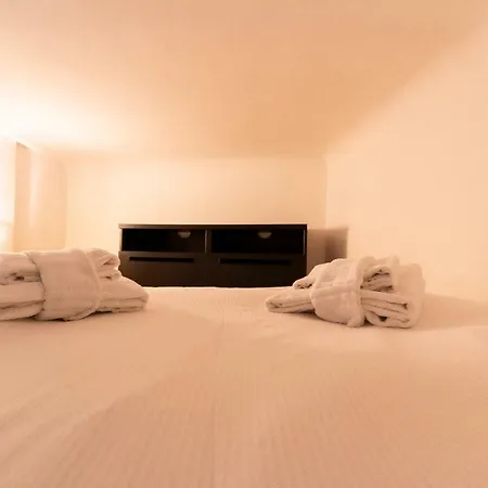 Alzaia 54 Navigli Apartman *