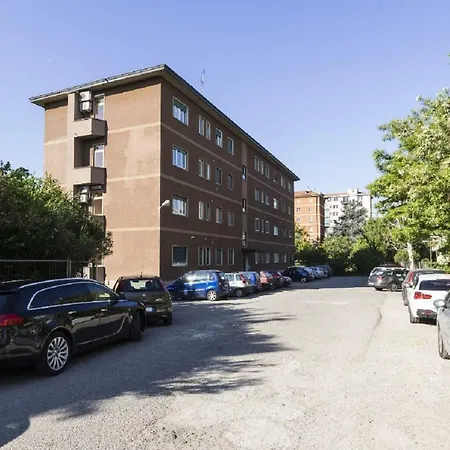 Tagiura Apartment Milan