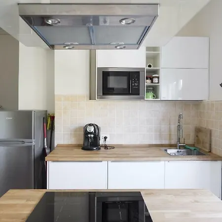 Tagiura Apartment