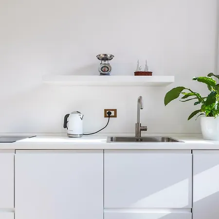 New - Beautiful In A Perfect Location Appartement Milaan