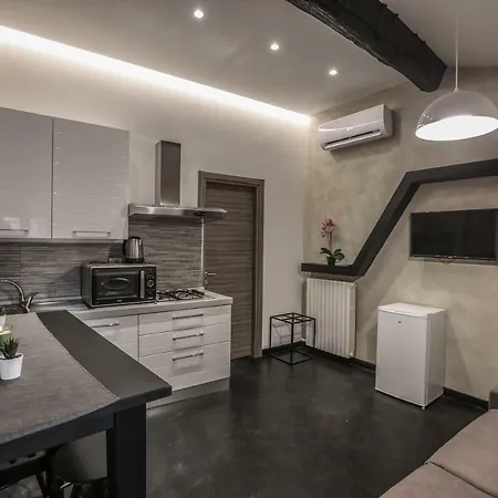 Apartament Stylish Near Duomo *