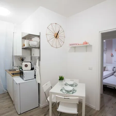 Via Treviso 6 Milaan