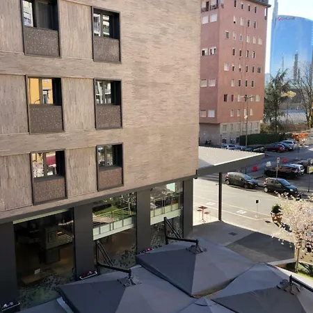 Bilocale Zona 200metri Da Stazione