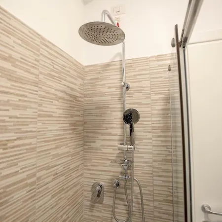 Hotell Paruta 65 Milano