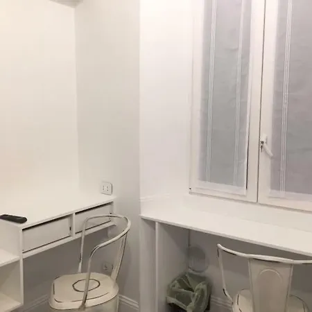 Bocconi B42 Апартаменты