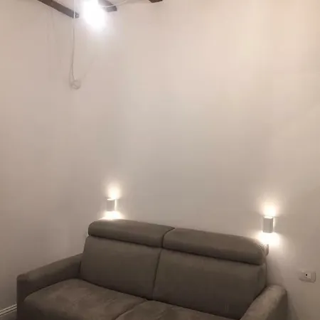 Bocconi B42 Милан