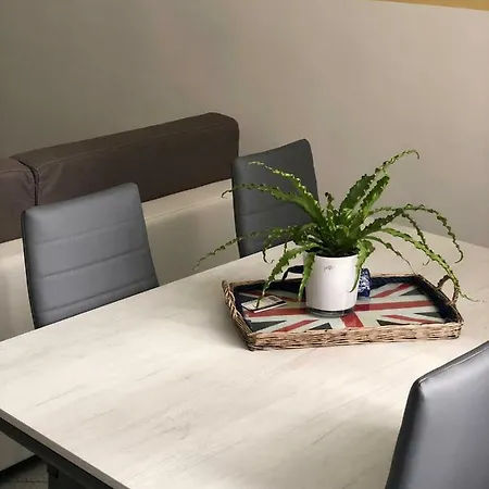 Bilo Terrys Apartment *