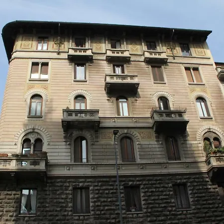 Apartment Viale Lunigiana - Penthouse - 6 People Milan